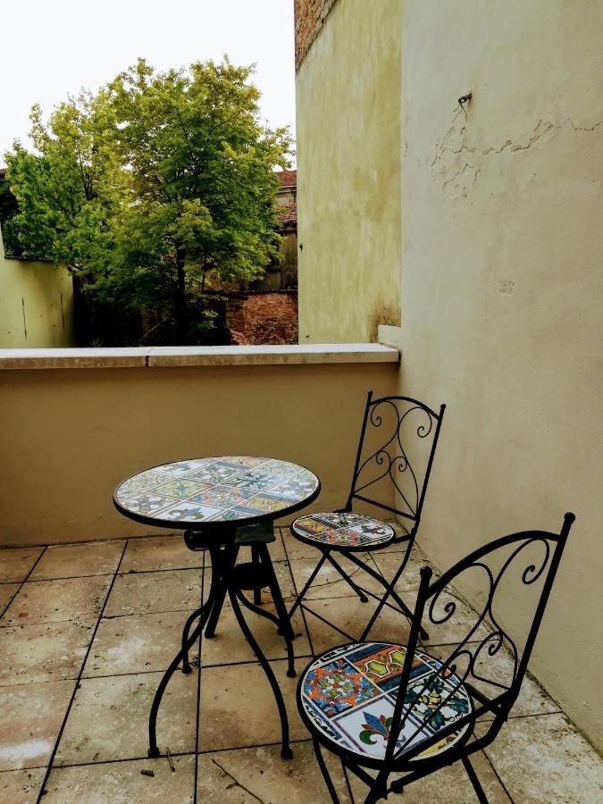 B&B Sweet Mantova H00195 Екстер'єр фото